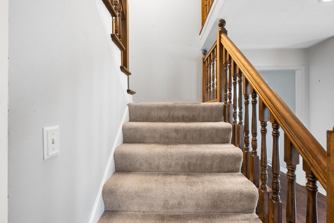 Image for MINIMUM BID AUCTION $250,000! 2427 Knights Hill Lane