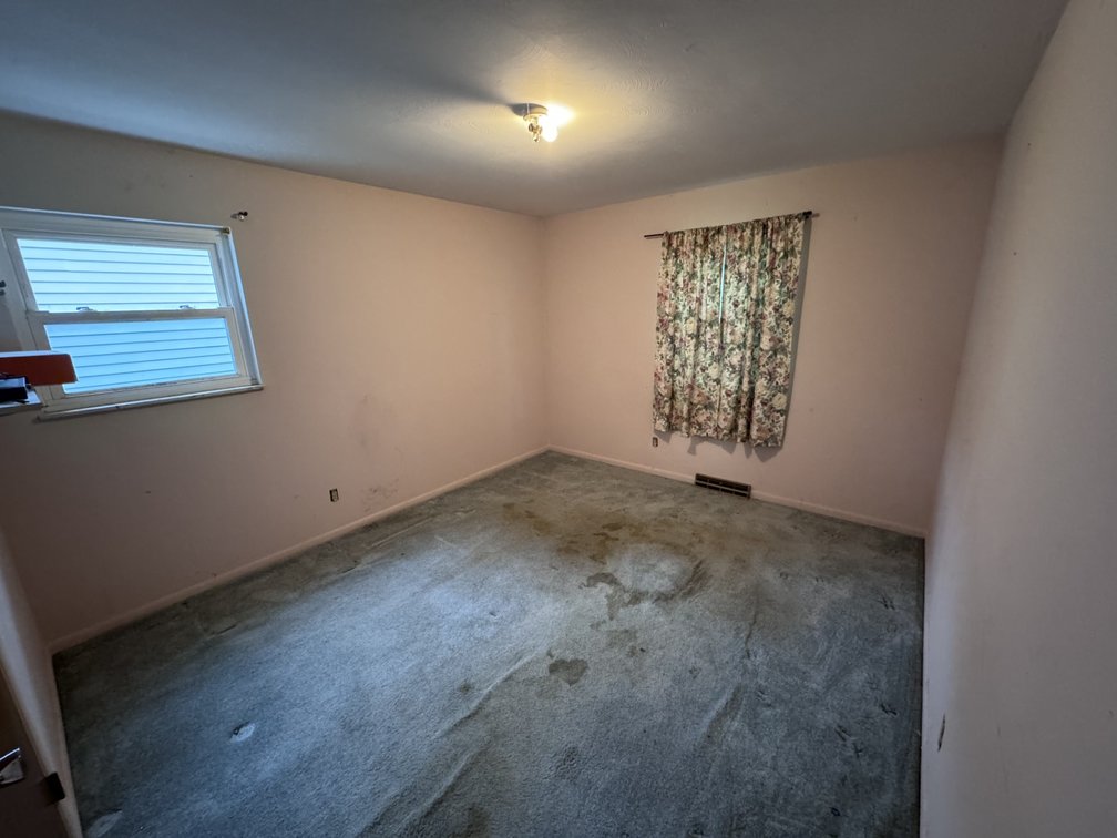 Image for MINIMUM BID AUCTION $79,000! 818 Woodlawn Dr