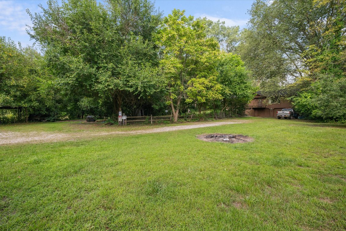 Image for MINIMUM BID AUCTION $199,000! 450 N. Eber Rd