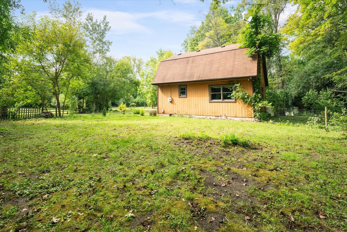 Image for MINIMUM BID AUCTION $150,000! 420 N Eber Rd.