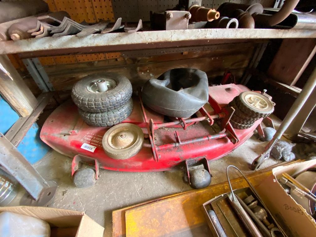 Lawn mower deck