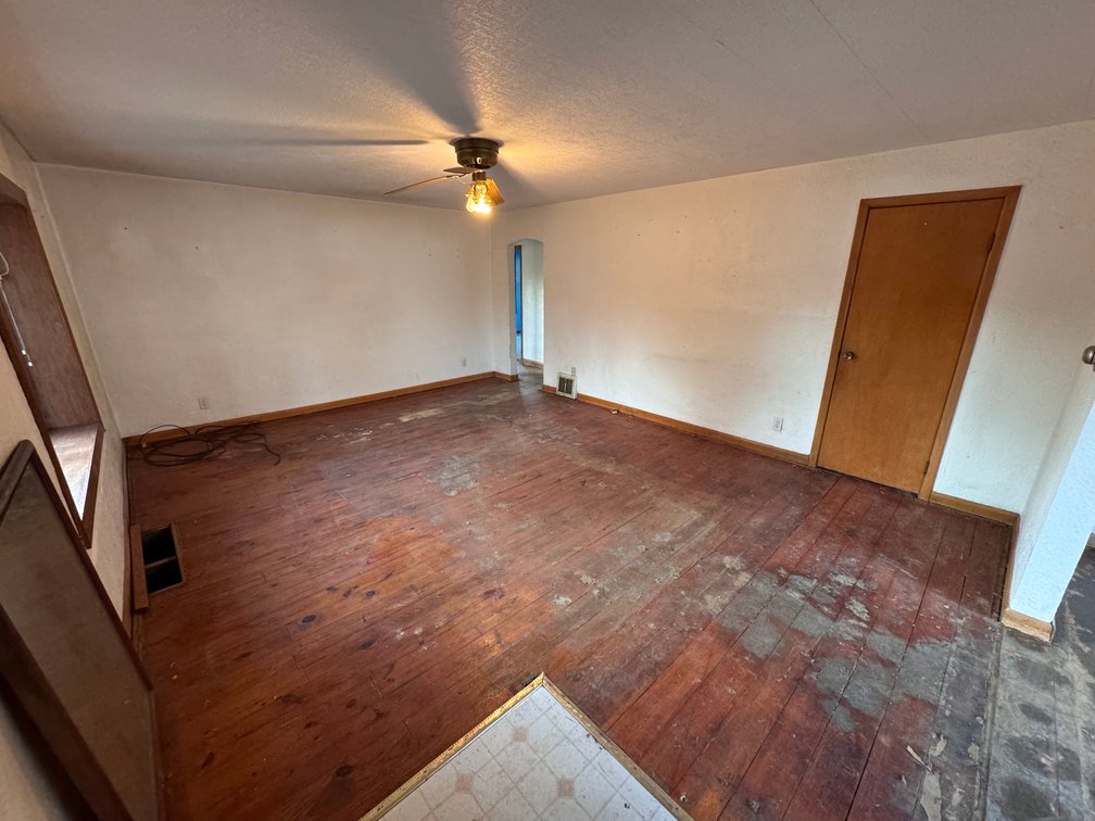 Image for MINIMUM BID AUCTION $79,000! 1202 Smith Rd