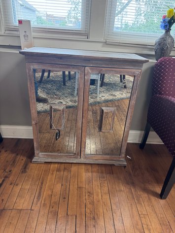 Image for FURNITURE, ARTWORK AND HOUSEHOLD ITEMS ONLINE ONLY AUCTOIN