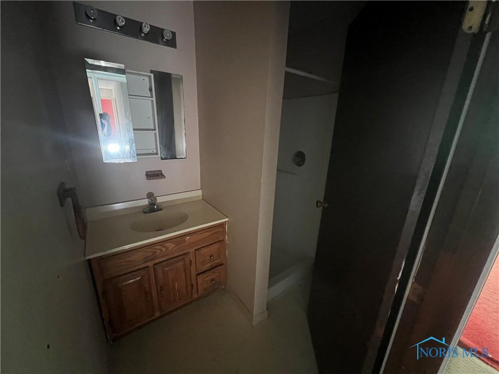 Image for MINIMUM BID AUCTION $99,000! 5917 Roan Rd