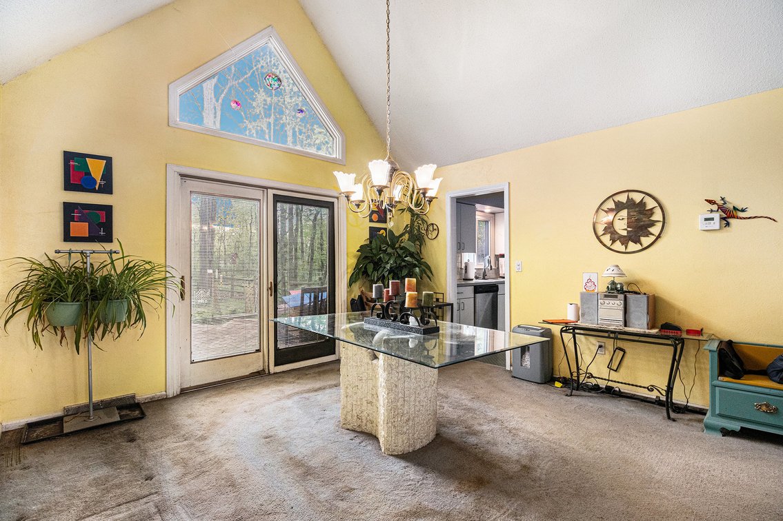 Image for MINIMUM BID AUCTION $225,000! 6612 Garden Rd