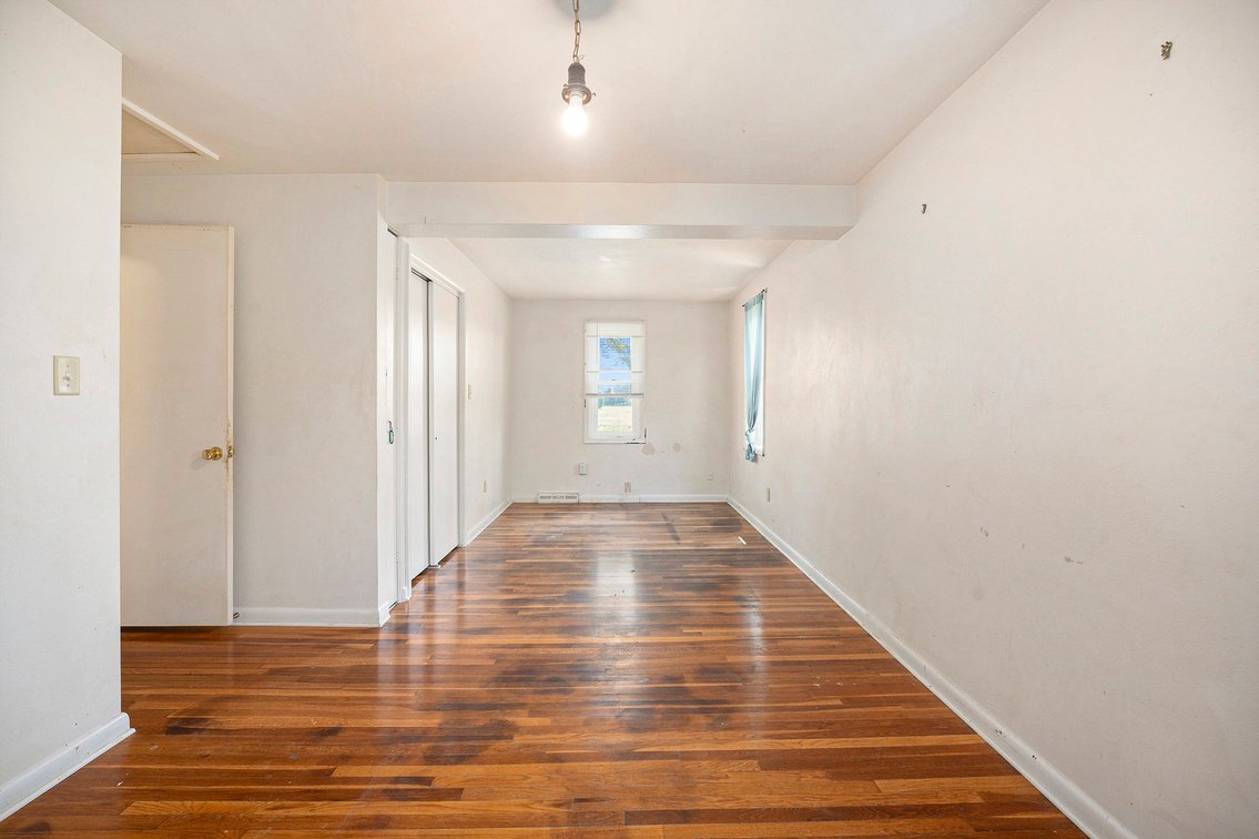 Image for MINIMUM BID AUCTION $159,000! 4264 County Road 5