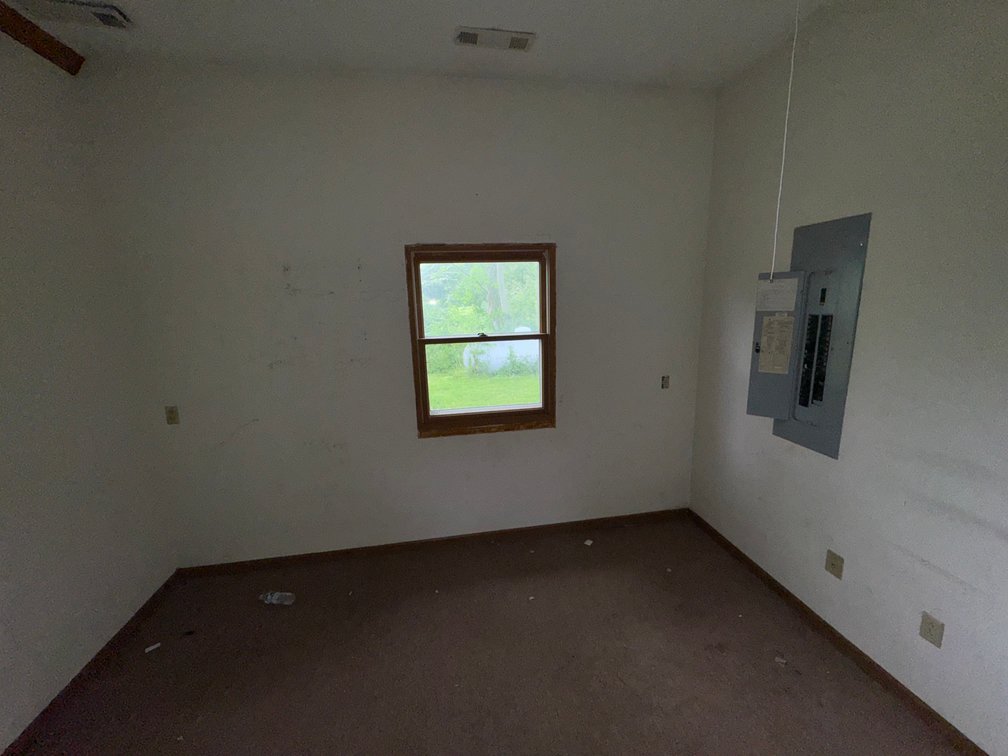 Image for MINIMUM BID AUCTION $199,000! 9450 Airport Hwy