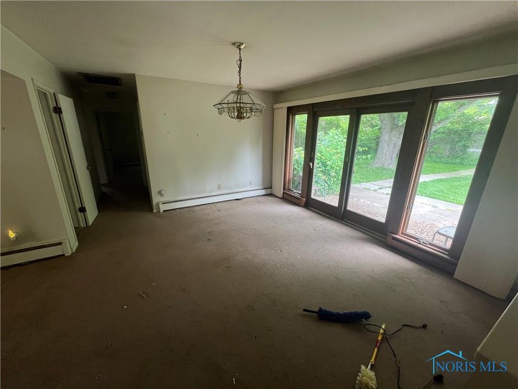 Image for MINIMUM BID AUCTION $199,000! 1035 Cherry St