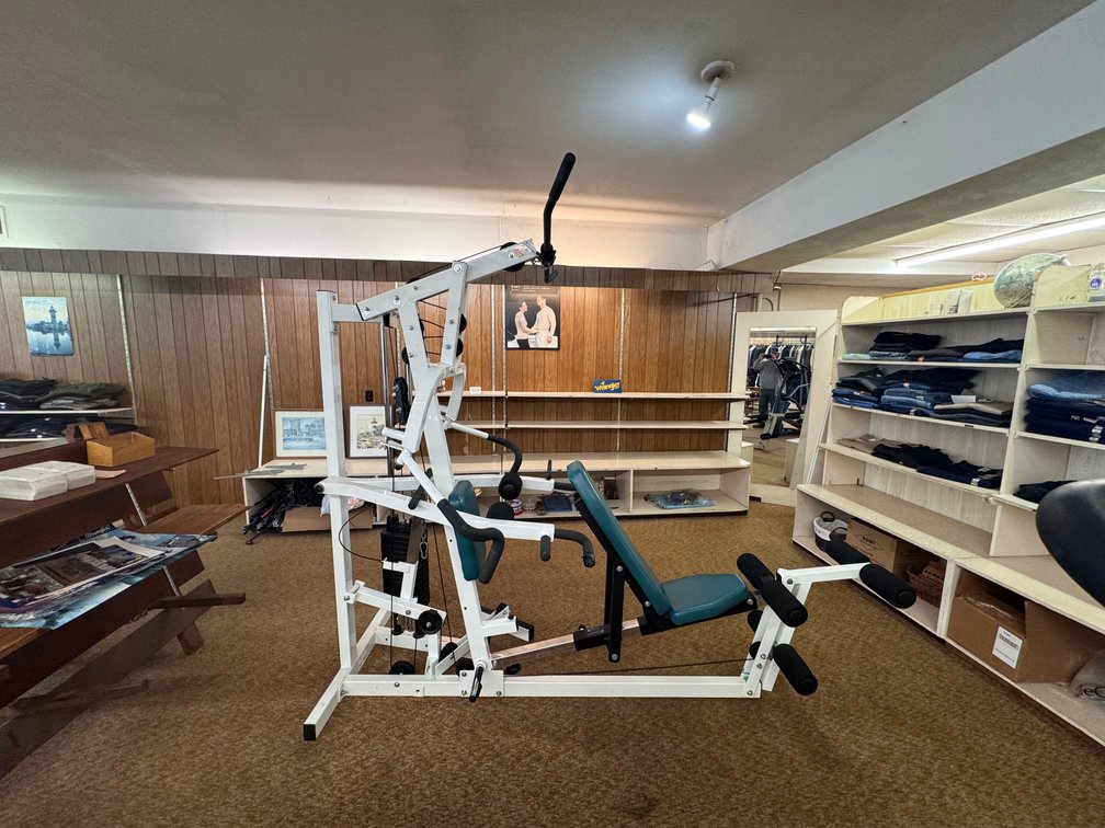 Image for SZAR'S MENS SHOP LIQUIDATION ONLINE ONLY AUCTION