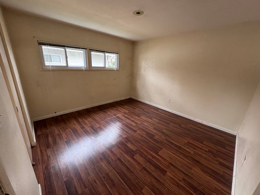 Image for MINIMUM BID AUCTION $149,000! 1004 Elm St