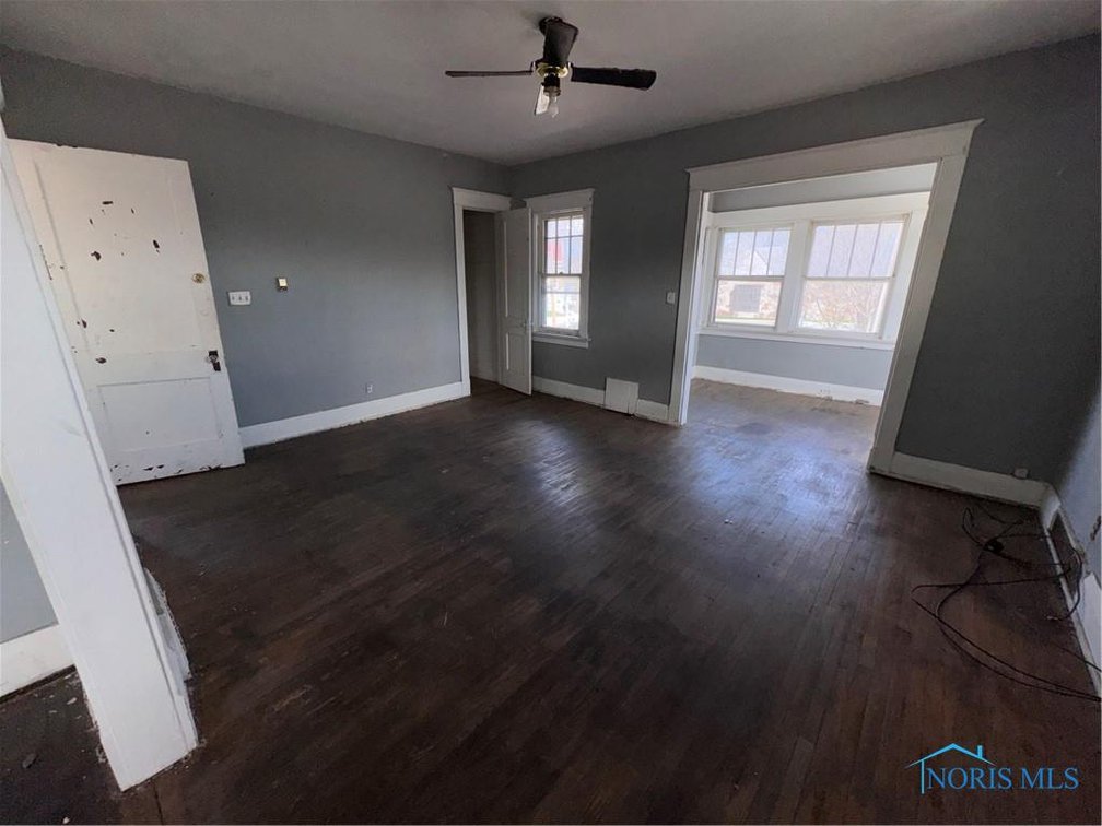 Image for MINIMUM BID AUCTION $49,000! 1327 W. Sylvania Ave