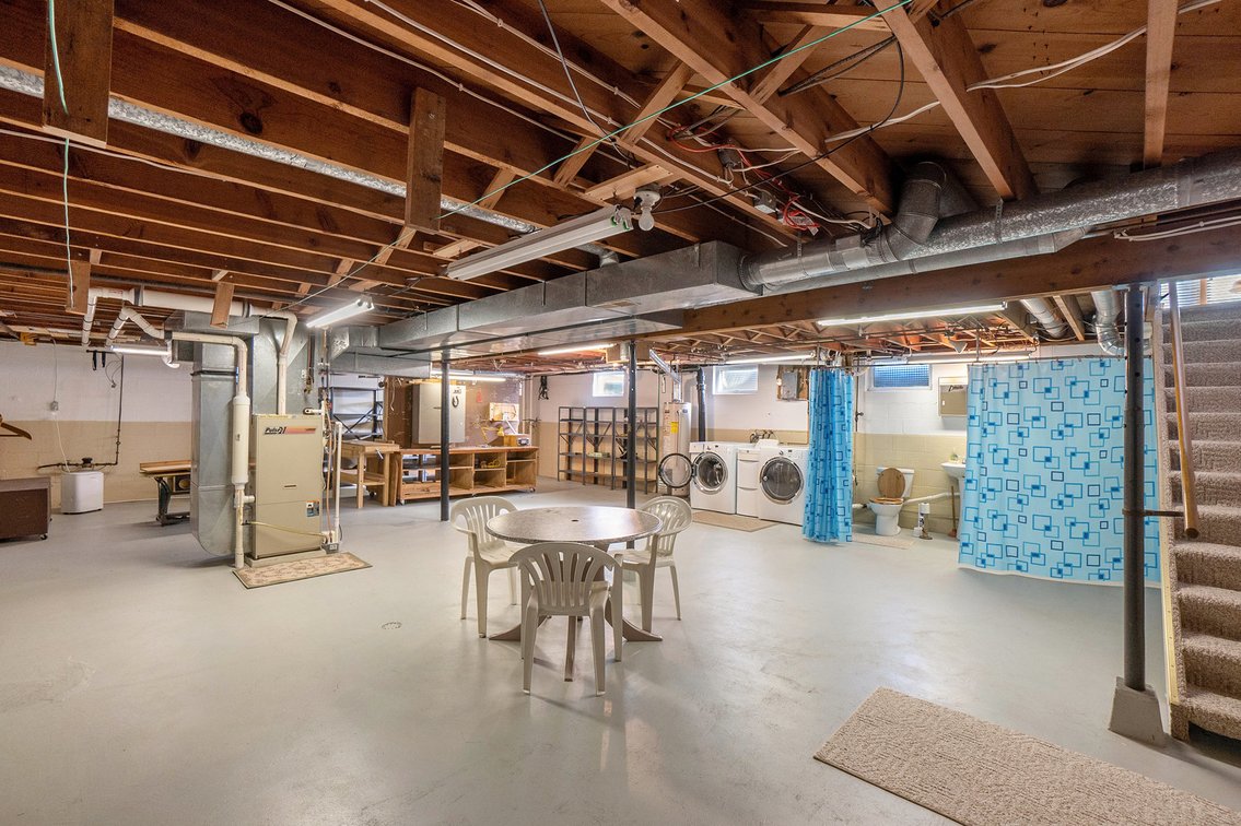 Image for MINIMUM BID AUCTION $150,000! 228 Ohio Ave