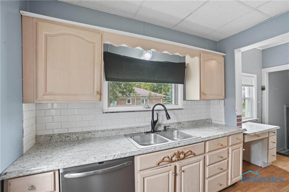 Image for MINIMUM BID AUCTION $149,000! 325 Greenlawn Ave