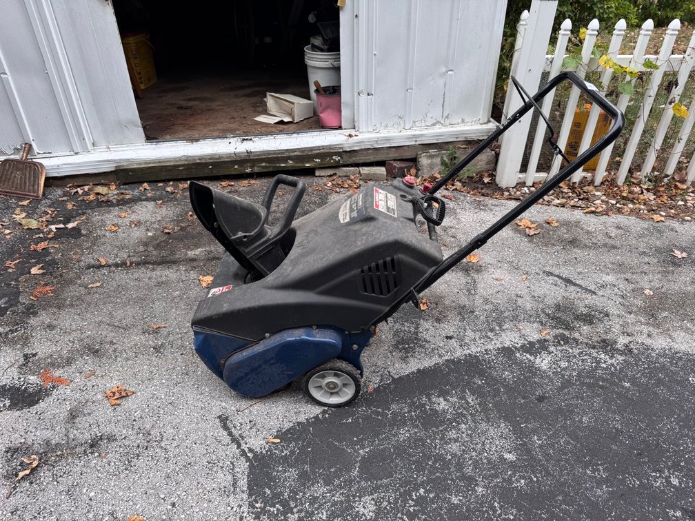Yard Machine snowblower