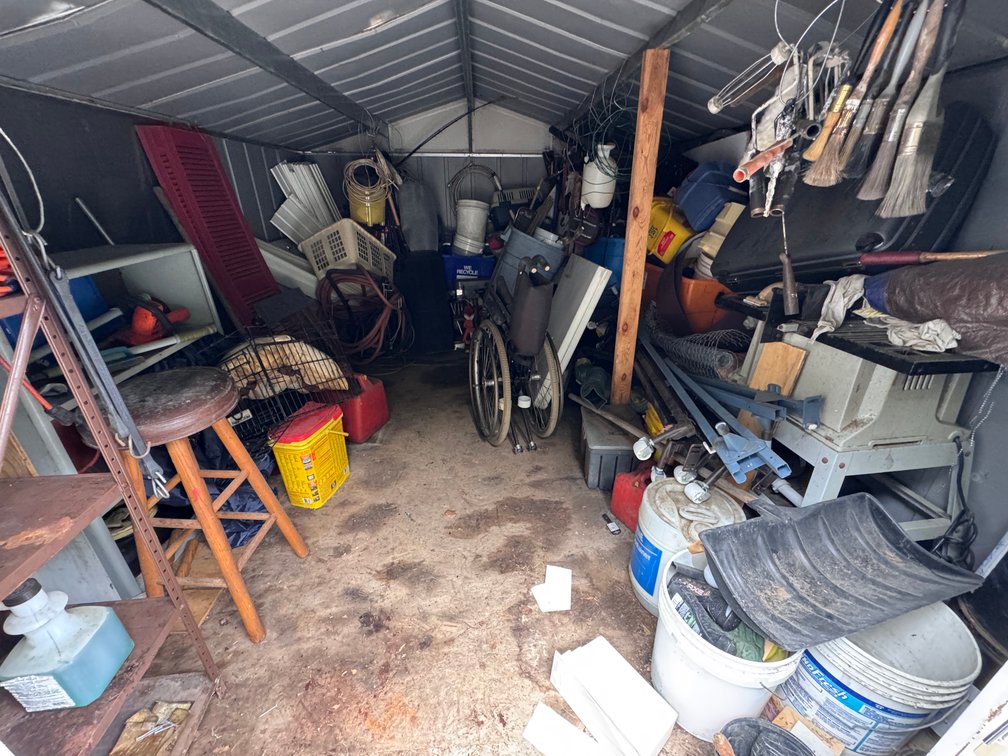 Contents of shed