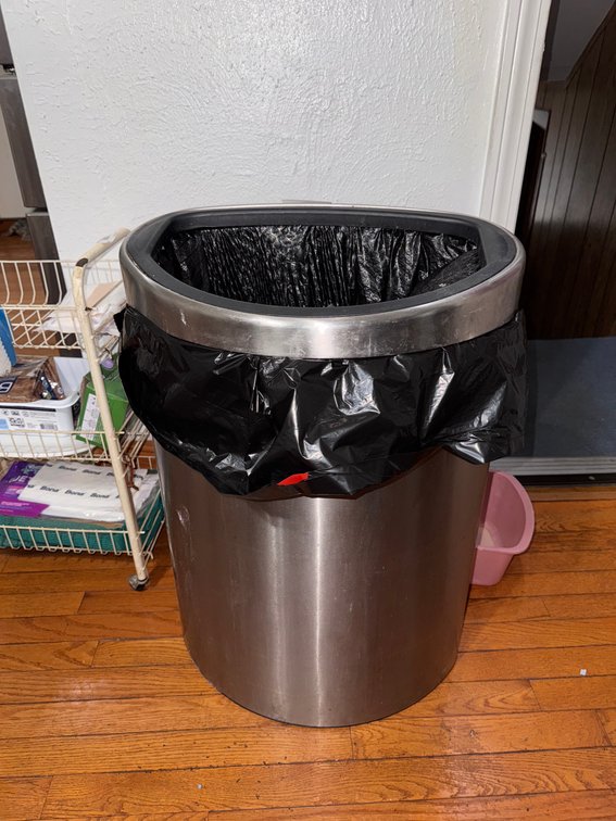 Trash can