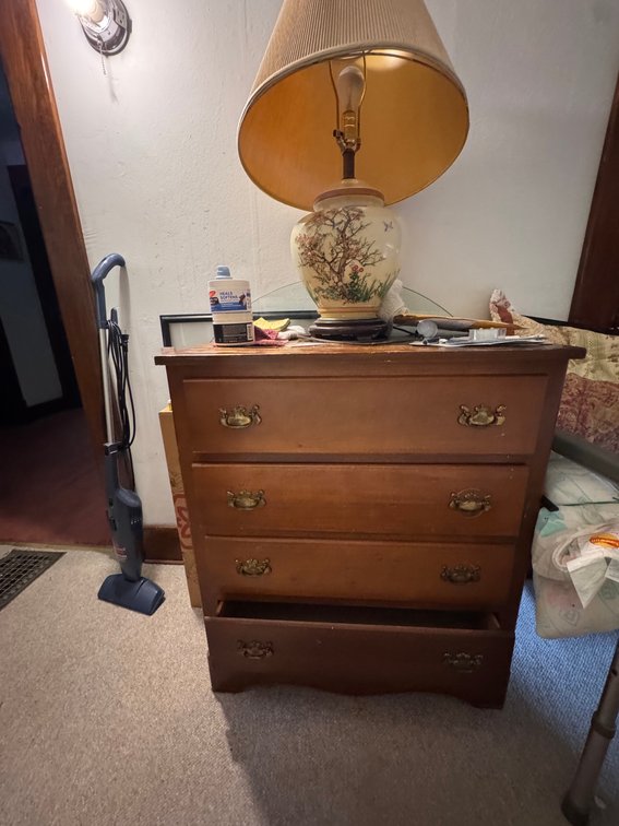 Dresser