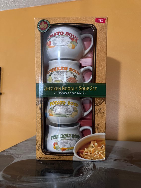 Chicken noodle collector cups