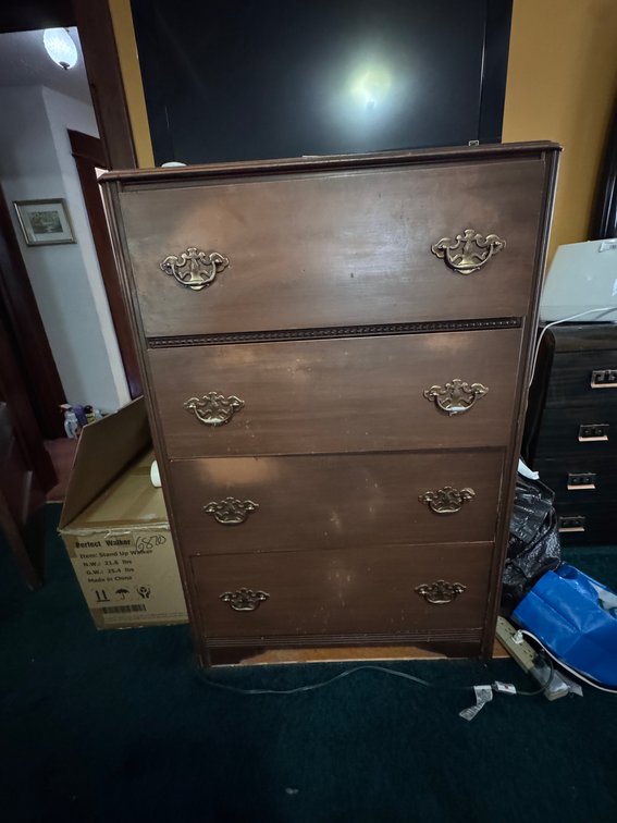 Dresser