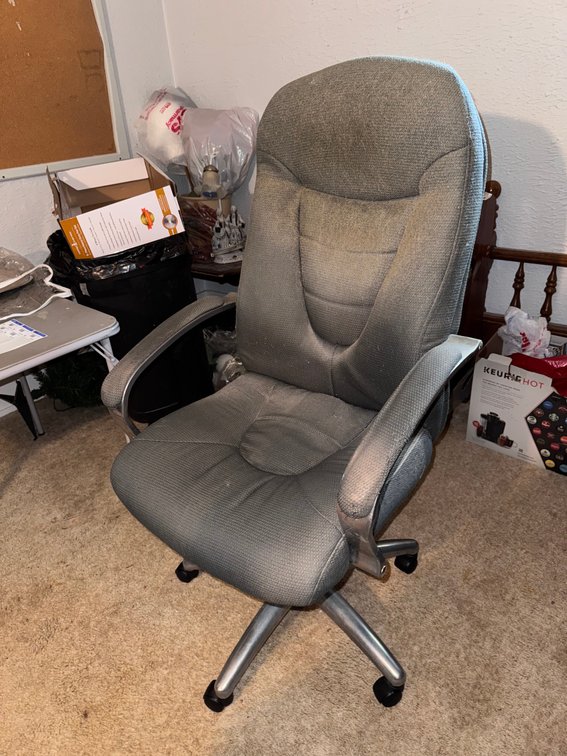 Desk chair