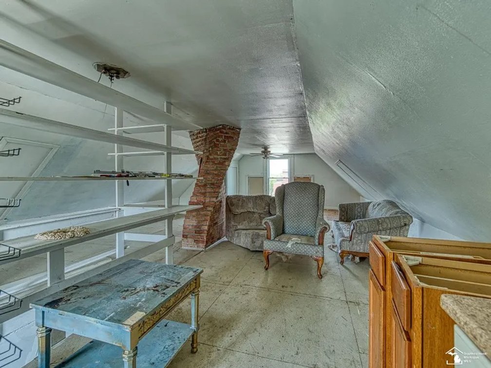 Image for MINIMUM BID AUCTION $49,000! 611 S. Monroe St.