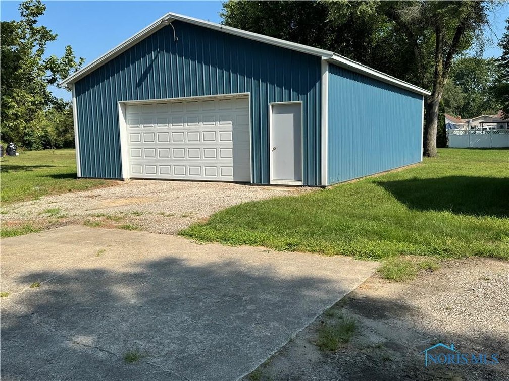 Image for MINIMUM BID AUCTION $150,000! 7944 Hill Ave