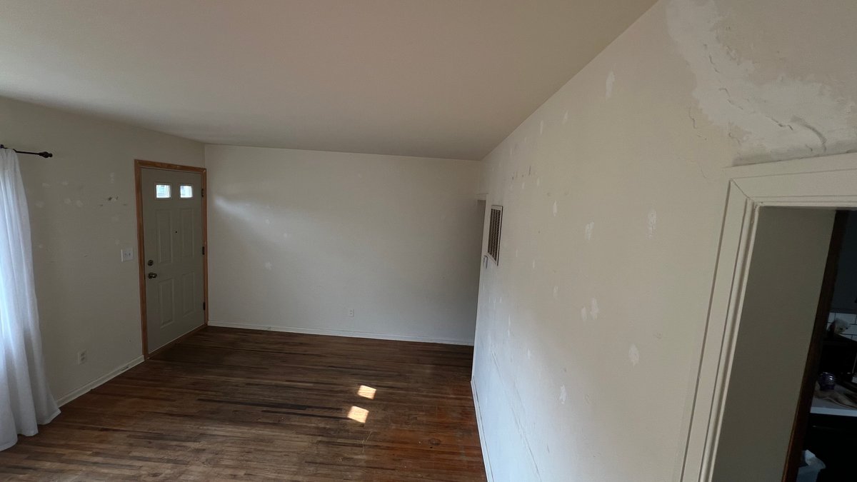 Image for MINIMUM BID AUCTION $89,000! 850 Lamonde Dr