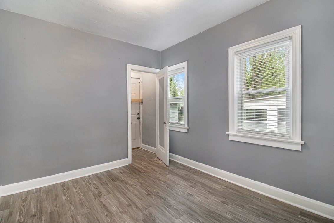 Image for MINIMUM BID AUCTION $70,000! 4409 Fairview