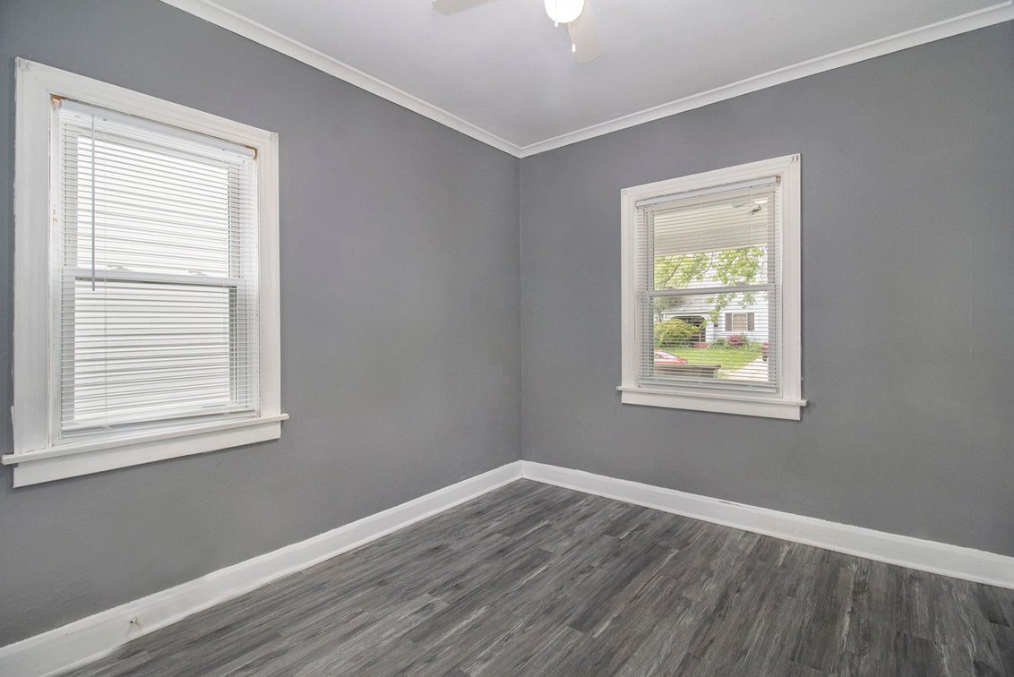 Image for MINIMUM BID AUCTION $70,000! 4409 Fairview