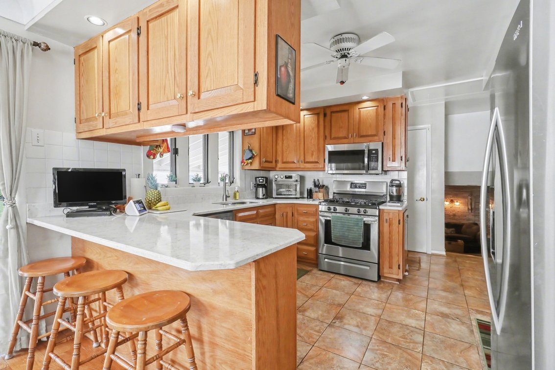 Image for MINIMUM BID AUCTION $225,000! 5930 N River Rd