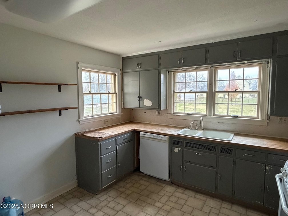 Image for MINIMUM BID AUCTION $90,000! 20310 Taylor St