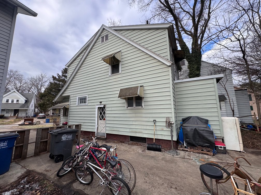 Image for SOLD PRIOR TO AUCTION!! 517 & 515 Shasta Dr
