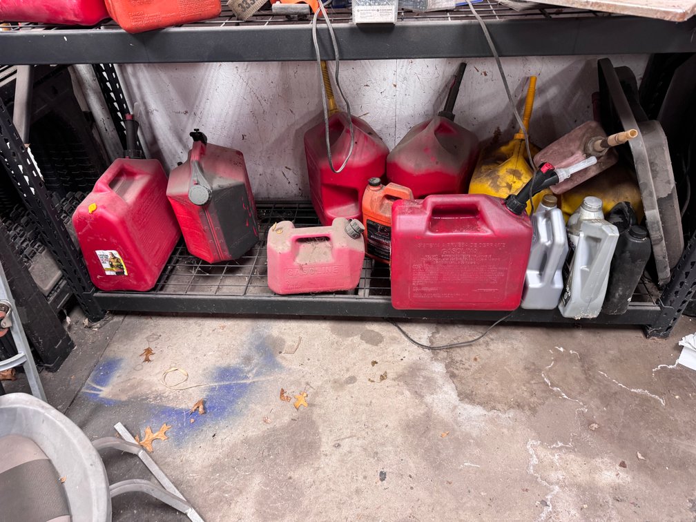 Fuel cans