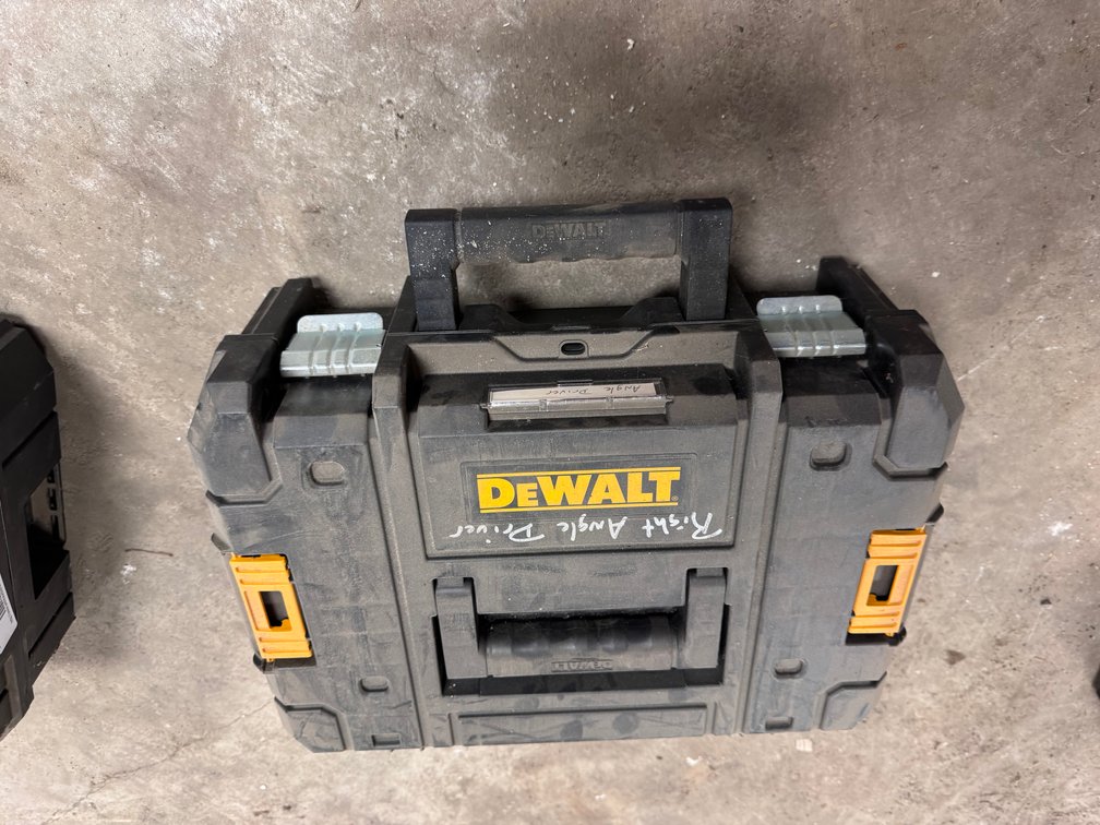 DeWalt right angle drill