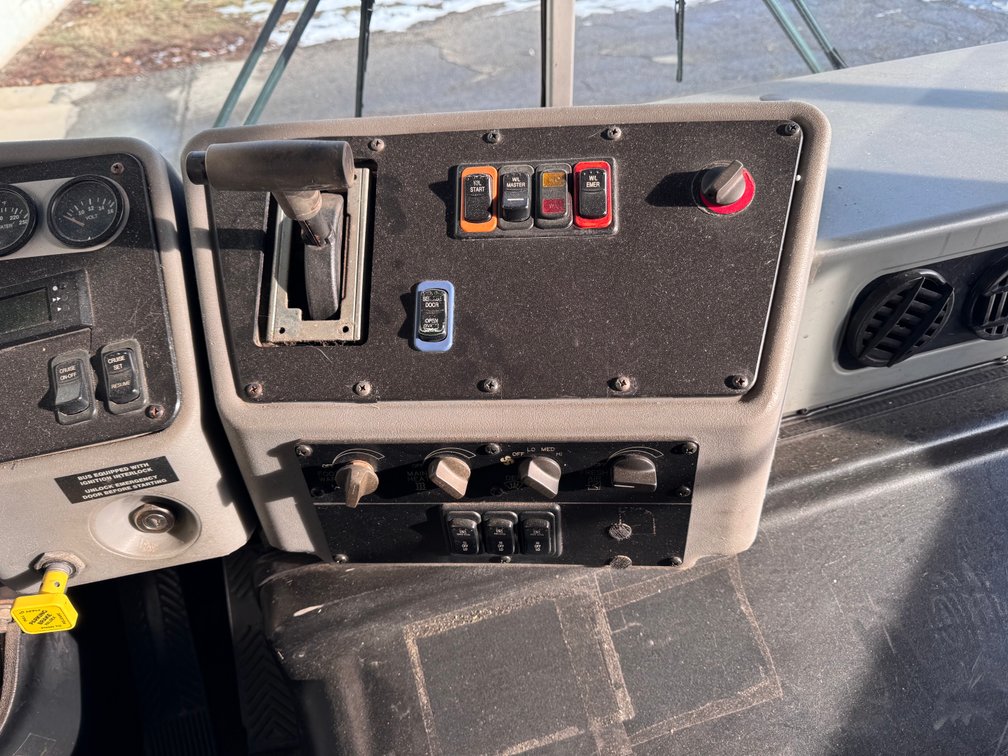 Image for SCHOOL BUS ONLINE ONLY AUCTION