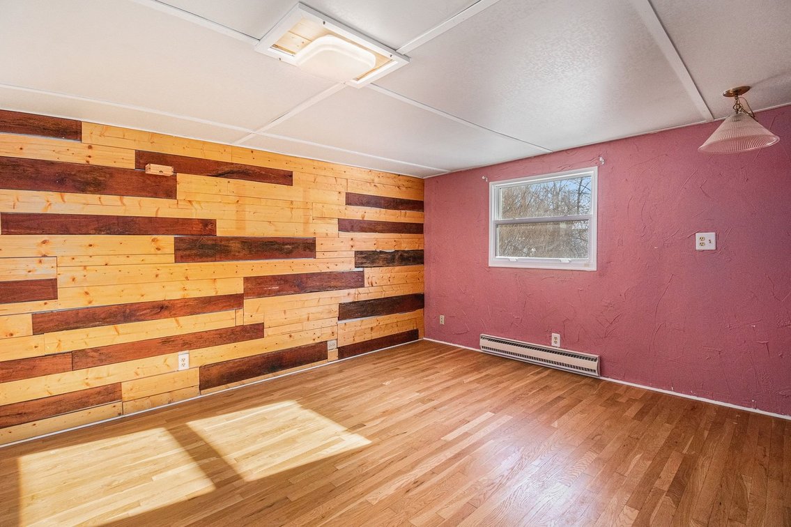 Image for MINIMUM BID AUCTION $209,000! 2460 County Road 62