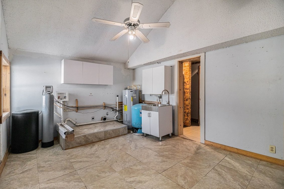 Image for MINIMUM BID AUCTION $209,000! 2460 County Road 62