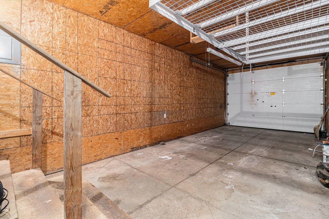 Image for MINIMUM BID AUCTION $209,000! 2460 County Road 62