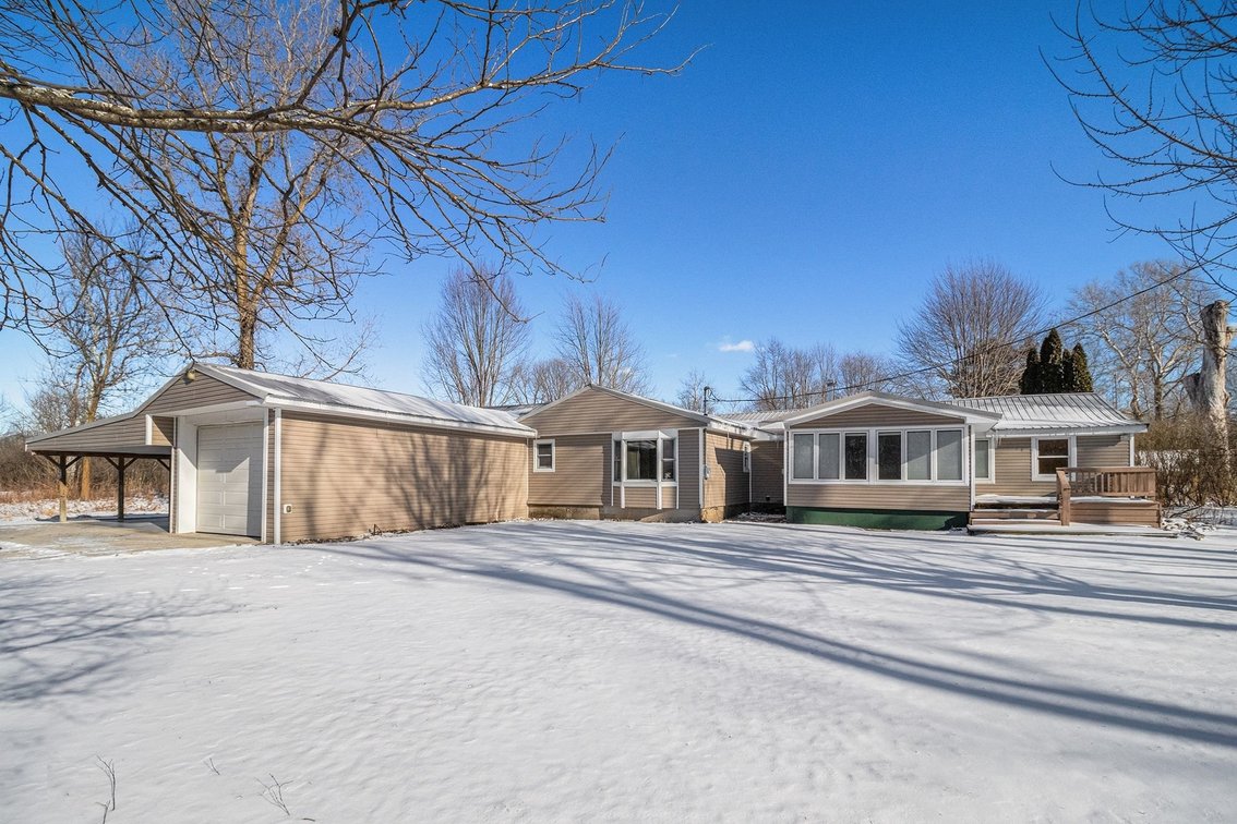 Image for MINIMUM BID AUCTION $209,000! 2460 County Road 62