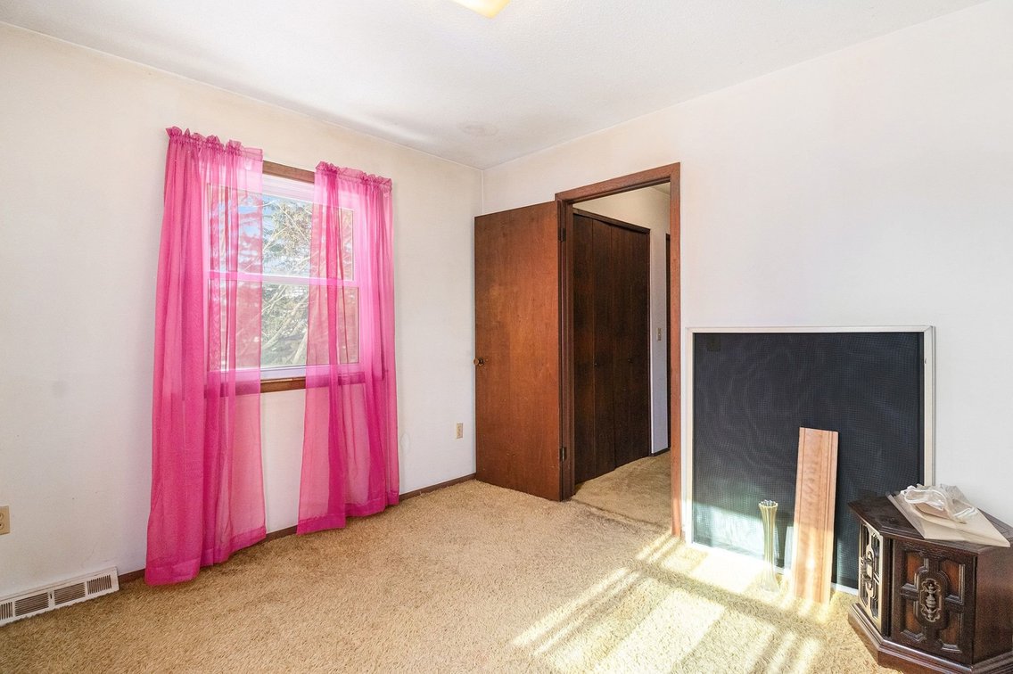 Image for MINIMUM BID AUCTION $150,000! 1236 Eastland Dr