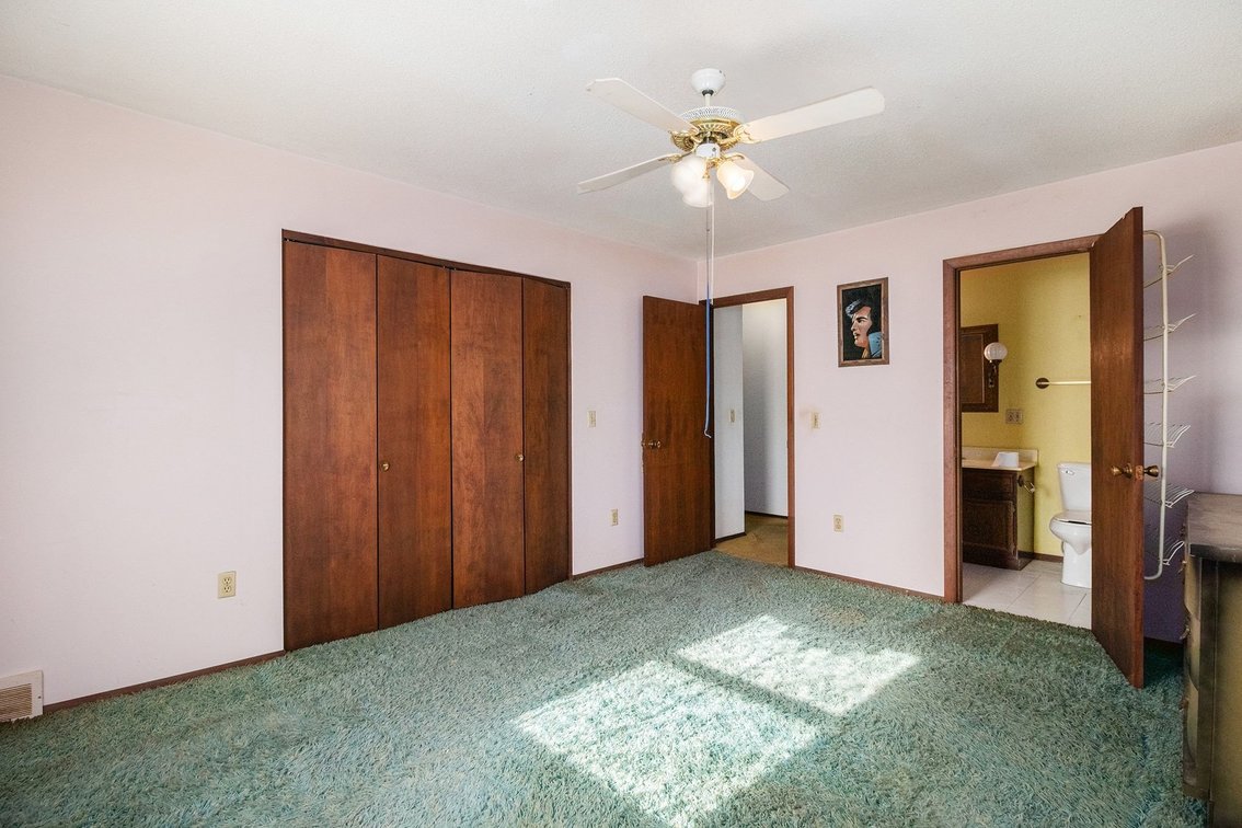 Image for MINIMUM BID AUCTION $150,000! 1236 Eastland Dr
