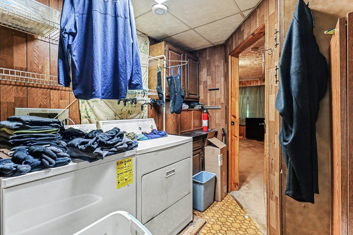 Image for MINIMUM BID AUCTION $149,000! 635 Glengary Rd