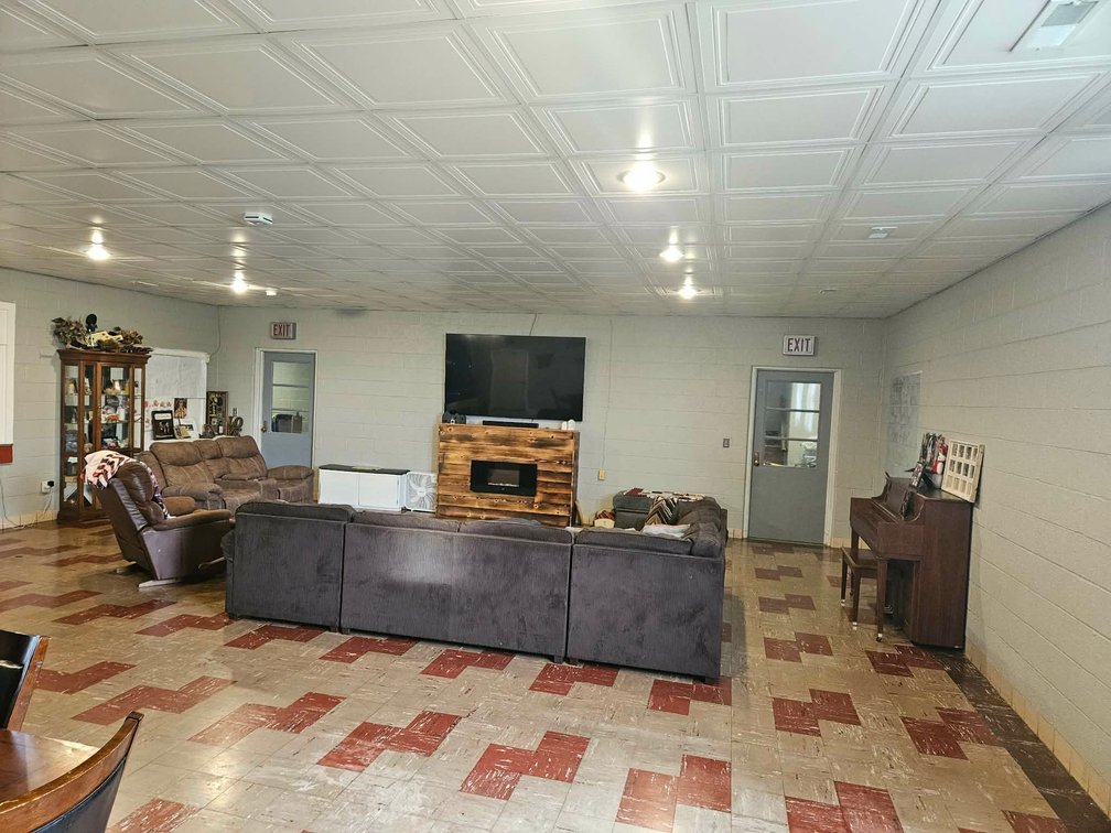 Image for MINIMUM BID AUCTION $160,000! 28025 Main St