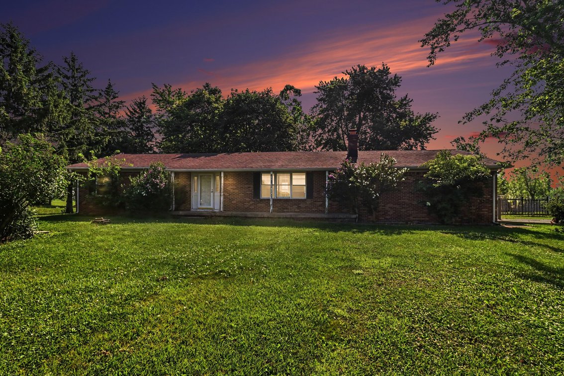 Image for MINIMUM BID AUCTION $149,000! 210 N. North Curtice Road