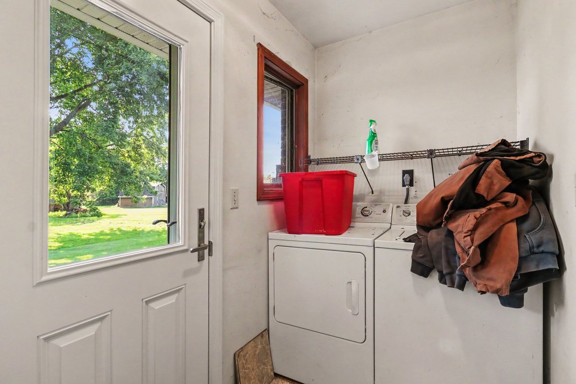Image for MINIMUM BID AUCTION $149,000! 210 N. North Curtice Road