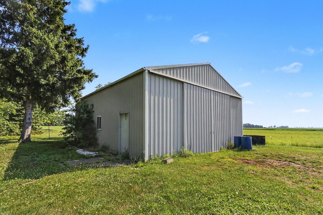 Image for MINIMUM BID AUCTION $149,000! 210 N. North Curtice Road