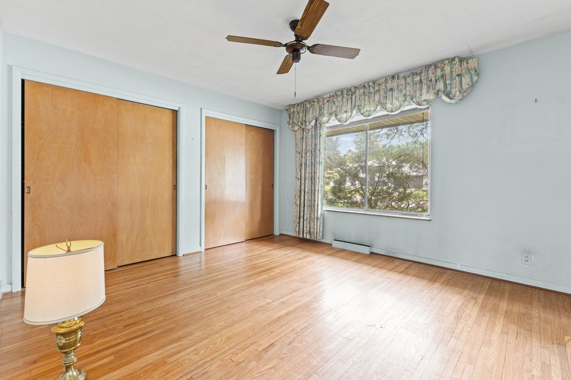 Image for MINIMUM BID AUCTION $119,000! 3739 S Beverly Hills Dr