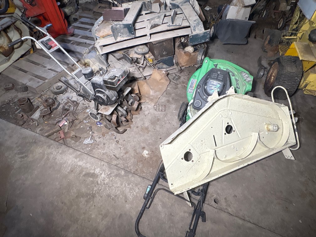 Assorted Lawn & Garden Equipment & Parts