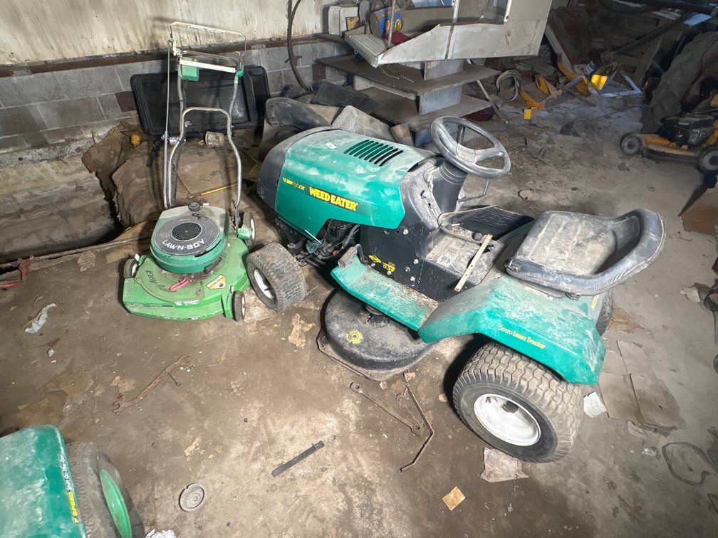 Weed Eater Riding Mower & Power Equipment