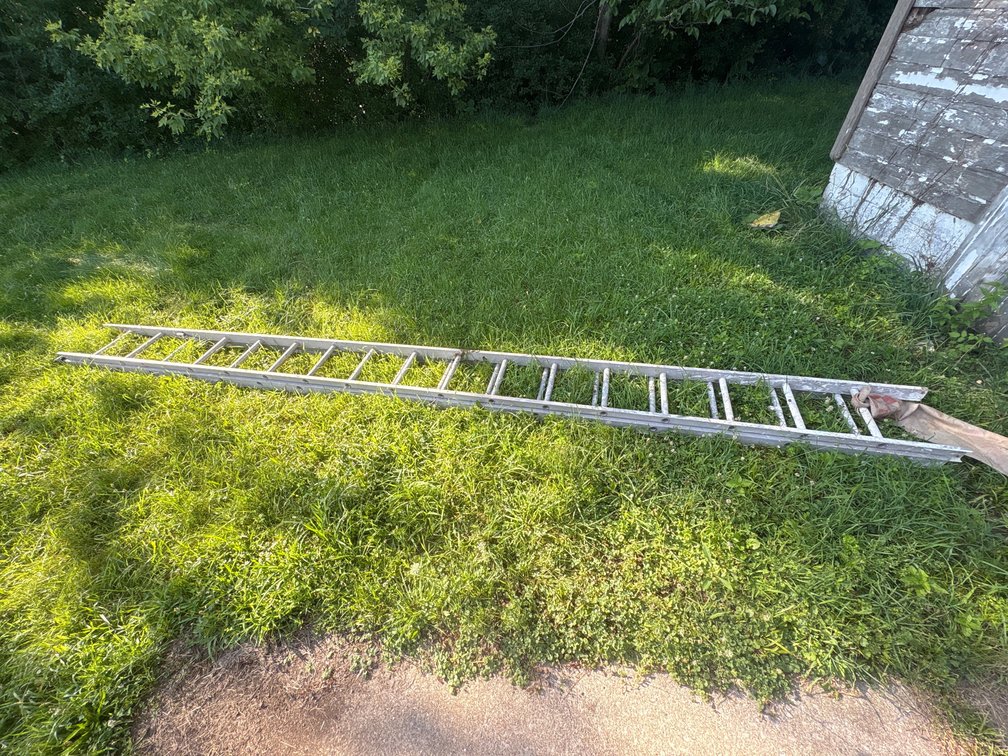 Aluminum Extension Ladder